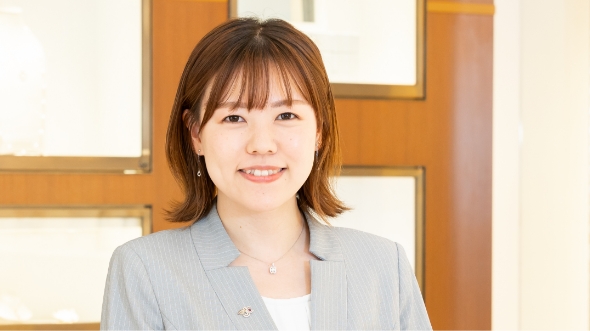 「CHARMY」販売スタッフ Mさんの写真
